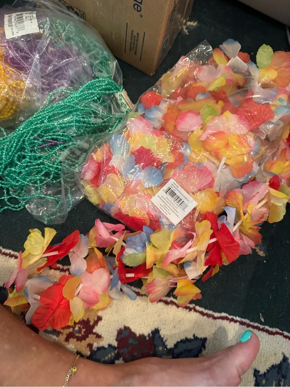 Multicolor Hawaiian Leis and beaded necklaces for Home Party Supplies